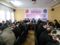 Özer muhtarlarla istişare etti